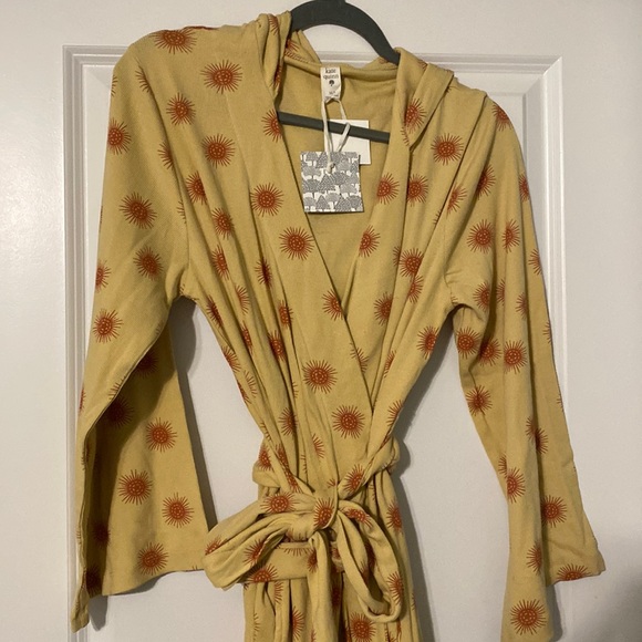 kate quinn Other - Kate Quinn Women’s hooded Robe with pockets